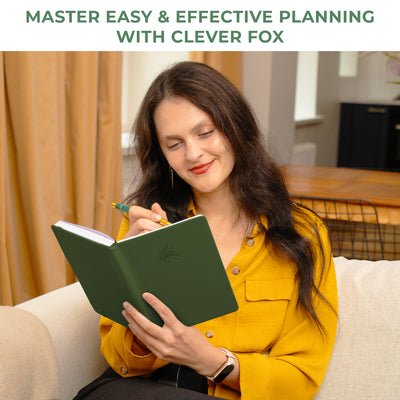 Clever Fox Dated Hourly Weekly Planner 2026